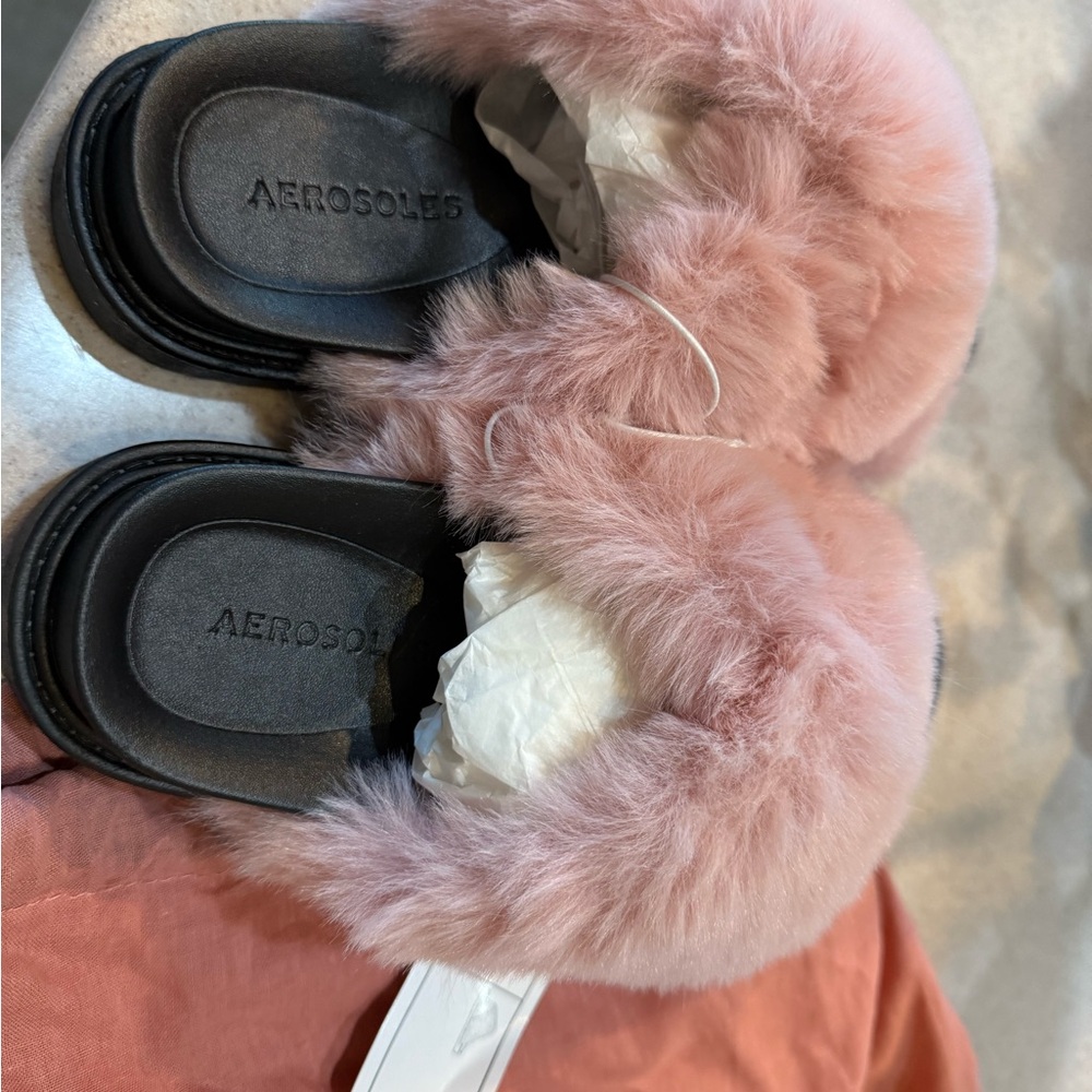 AEROSOLES Pink Faux Fur Slide Slippers